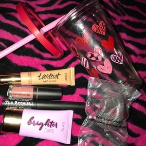 Makeup bundle
